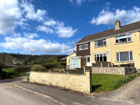 4 bed property, in Broadmoor Lane, £525,000