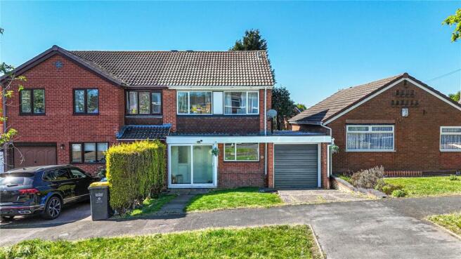 3 bed property, in Cowley, £250,000
