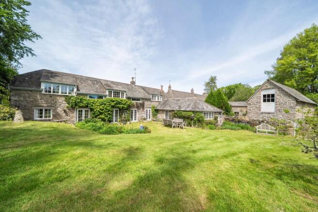 4 bed property, in Moretonhampstead, £1,200,000
