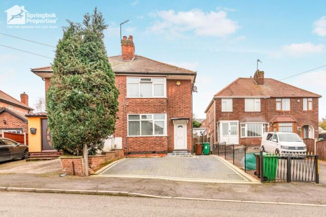 3 bed property, in Bakerdale Road, £245,000
