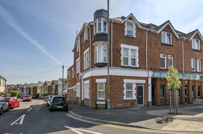 Studio, in Seabourne Road, £125,000