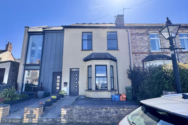3 bed property, in Pembroke Terrace, £545,000