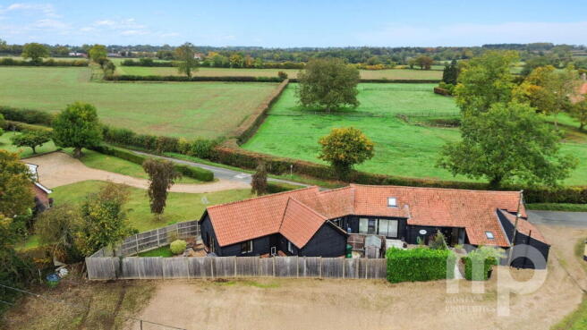 5 bed property, in Church Road, £599,000