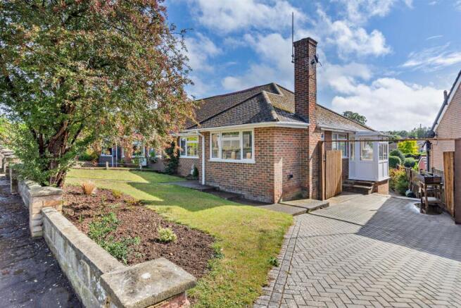2 bed property, in Copperfield Drive, £325,000