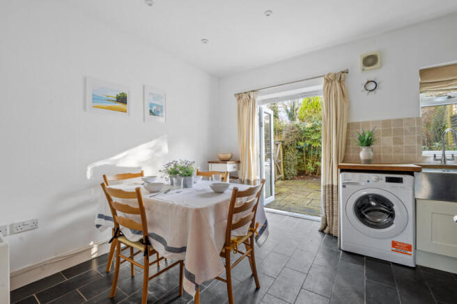 2 bed property, in Swanage, £400,000