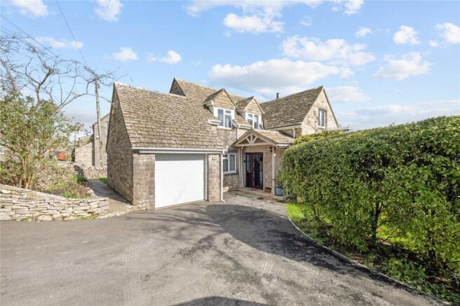 3 bed property, in Langton Matravers, £750,000