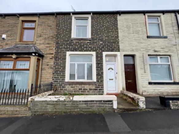 4 bed property, in Peart Street, £160,000