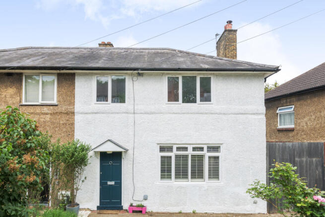 3 bed property, in St. Louis Road, £650,000