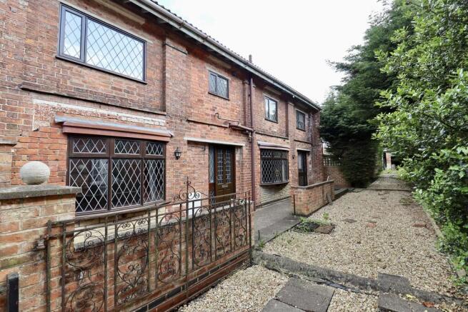 3 bed property, in Kilnwell Road, £160,000