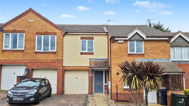 1 bed property, in Kappler Close, £120,000