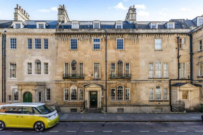 7 bed property, in Brock Street, £2,950,000