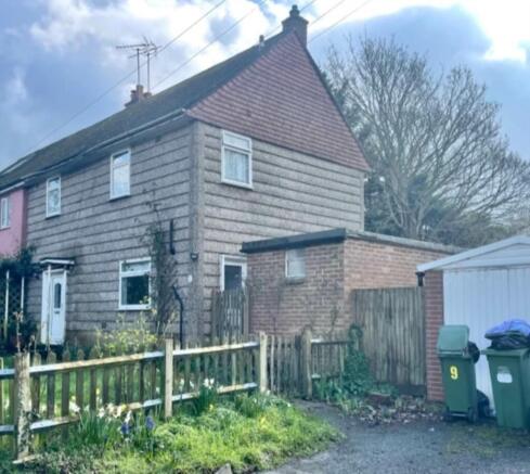 3 bed property, in Wellgreen Lane, £399,950