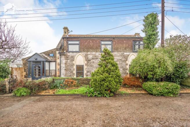 3 bed property, in Hewish, £420,000