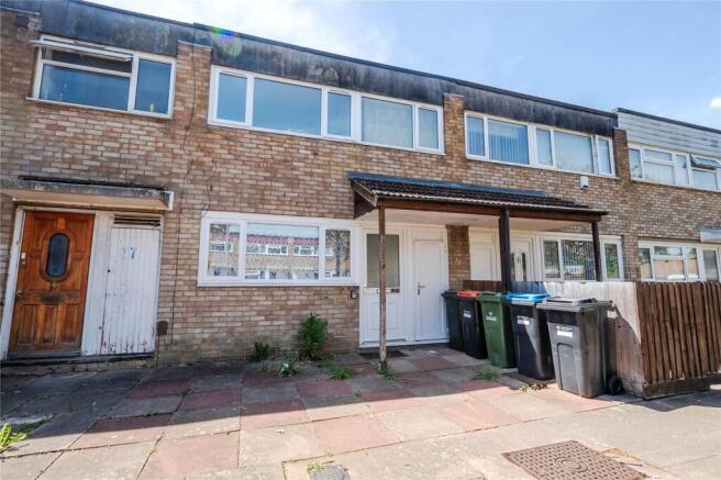 3 bed property, in Burnmoor Close, £230,000