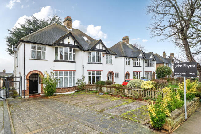 3 bed property, in Shrewsbury Lane, £650,000