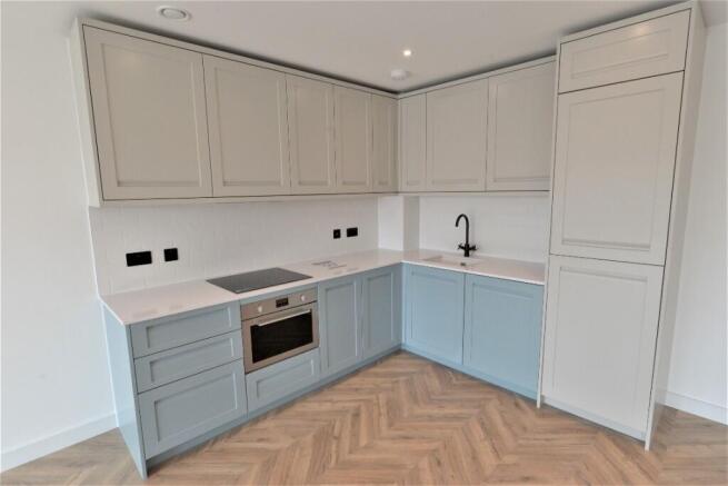 1 bed property, in Brook Street, £525,000