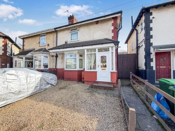 3 bed property, in Green Street, £165,000