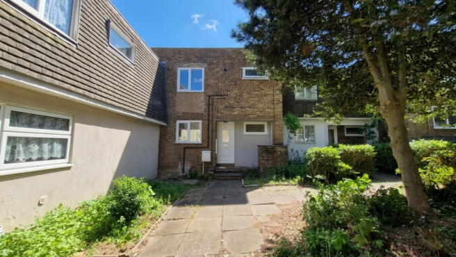 3 bed property, in Copenhagen Close, £235,000