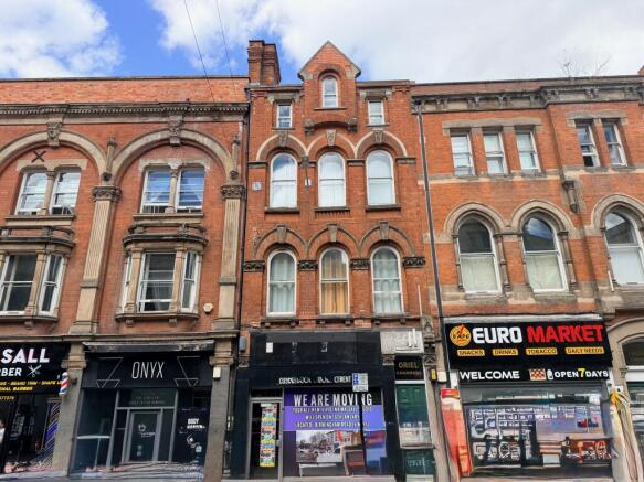 1 bed property, in Flat 3, £35,000