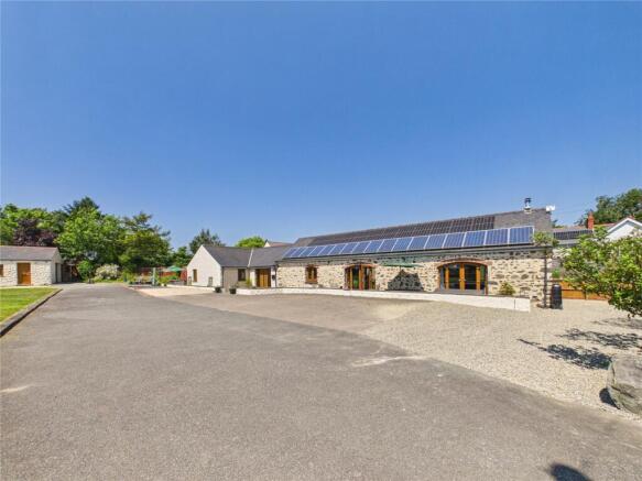 4 bed property, in Barnfield Cottage, £550,000
