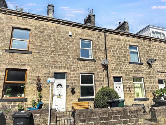 3 bed property, in Elmsley Street, £175,000