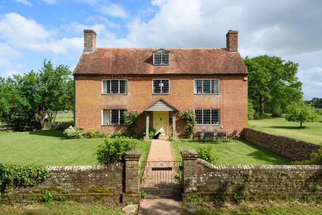 5 bed property, in Romden Road, £1,250,000