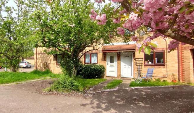 2 bed property, in Whitacre, £160,000