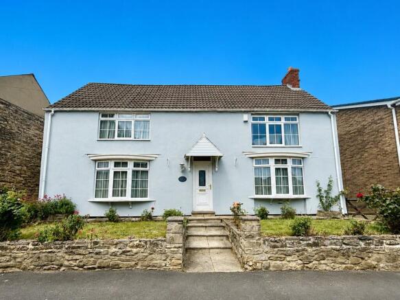 3 bed property, in North Street, £410,000