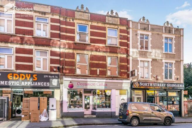 2 bed property, in North Street, £230,000