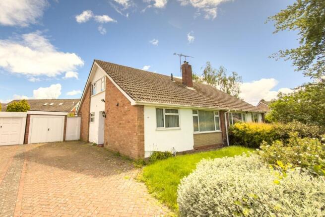 3 bed property, in Greenhill Road, £365,000