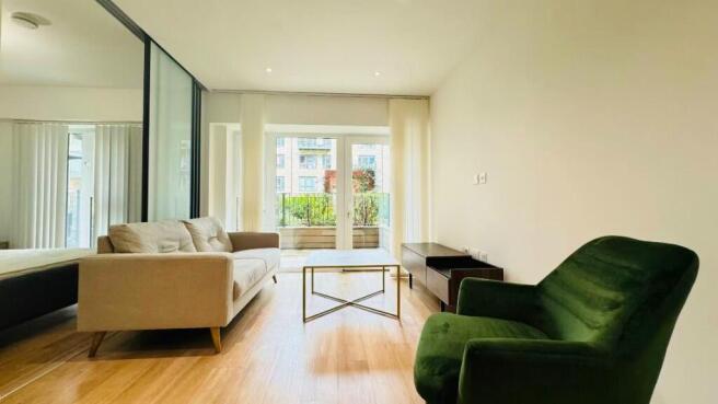 Studio, in Beaufort Square, £320,000