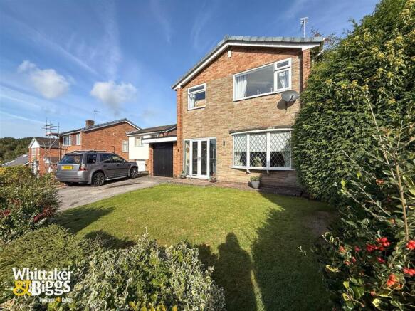 4 bed property, in Grangefields, £380,000