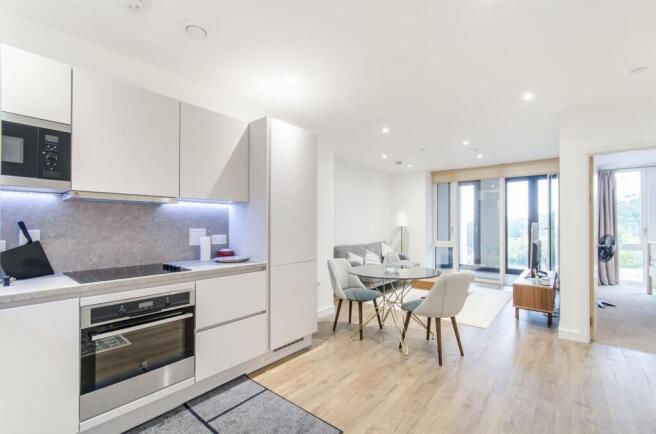 1 bed property, in College Road, £270,000
