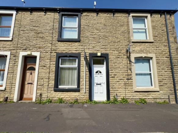 2 bed property, in Sandhurst Street, £79,950