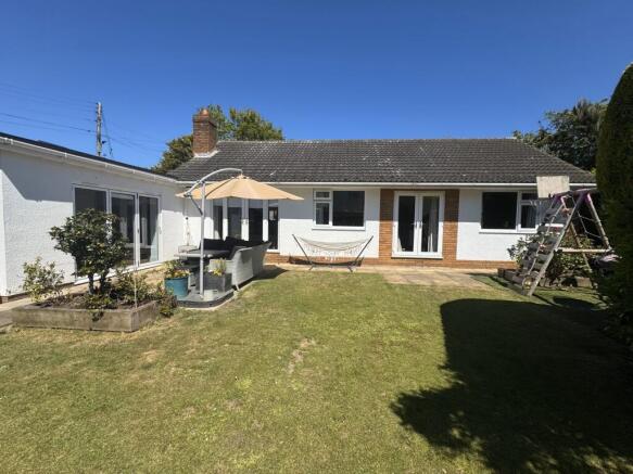 3 bed property, in The Bungalow, £365,000