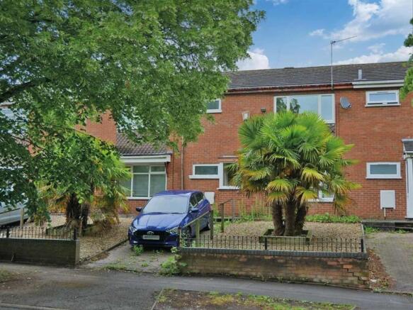 3 bed property, in Knutton Lane, £100,000