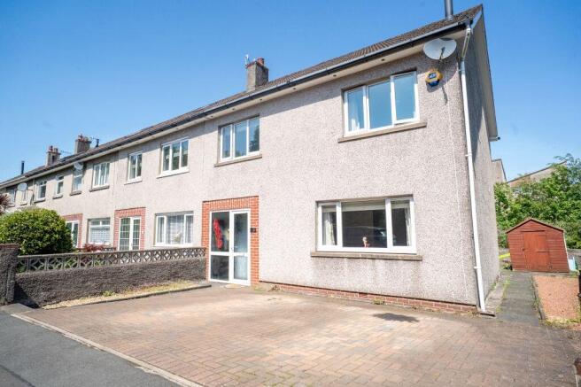 3 bed property, in 76 Millburn Gardens, £195,000