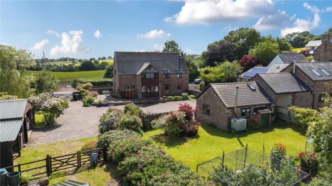 4 bed property, in Viney Hill, £775,000