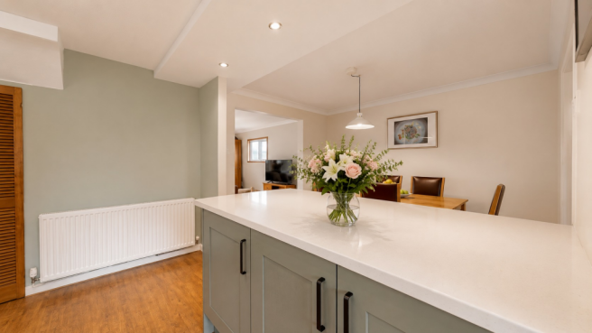 3 bed property, in Fennel Grove, £175,000