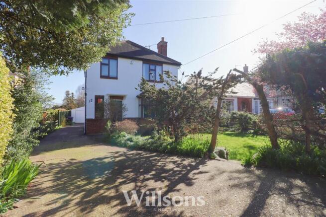 3 bed property, in Station Road, £315,000