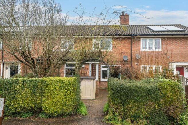 3 bed property, in Heathway, £300,000