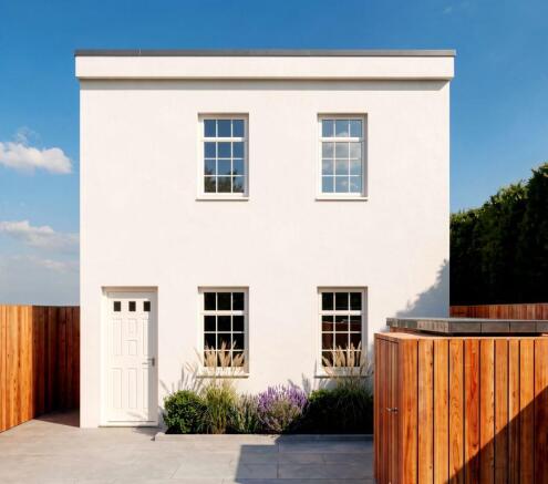 1 bed property, in Coach House At Rear Of, £75,000