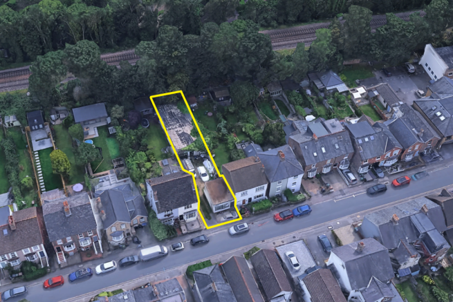 Land, in Doods Road, £360,000