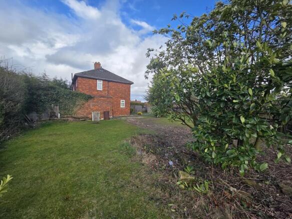 3 bed property, in St Leonards Avenue, £110,000