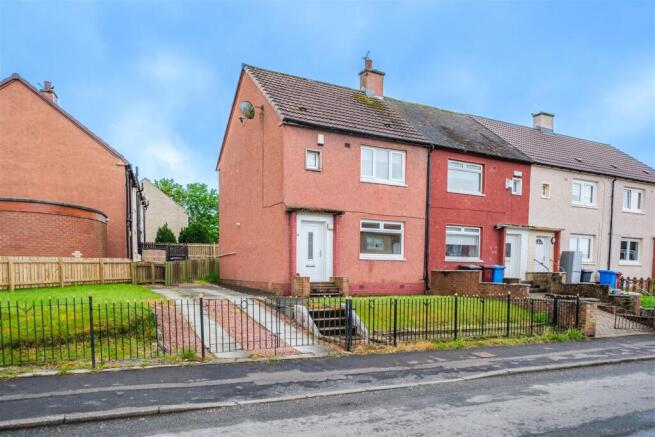 2 bed property, in Scotia Crescent, £109,000