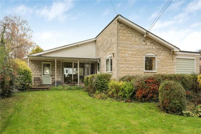 3 bed property, in Priory Close, £500,000