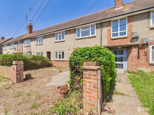 2 bed property, in Grange Road, £160,000