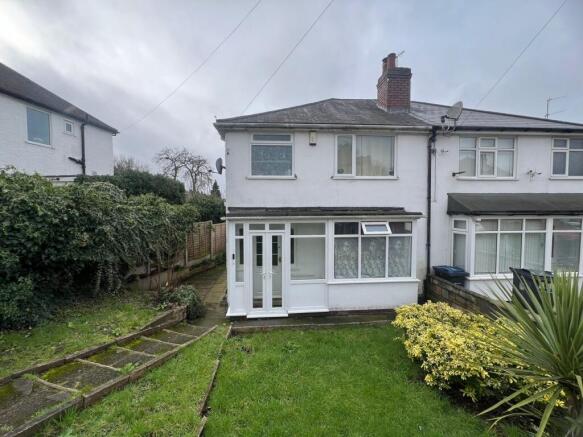 4 bed property, in Hunton Hill, £225,000