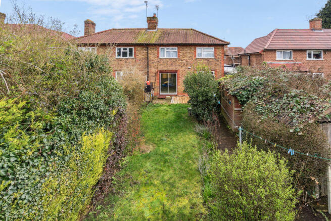 3 bed property, in Highfield Road, £499,500
