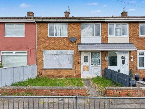 3 bed property, in 4 Newark Walk, £50,000